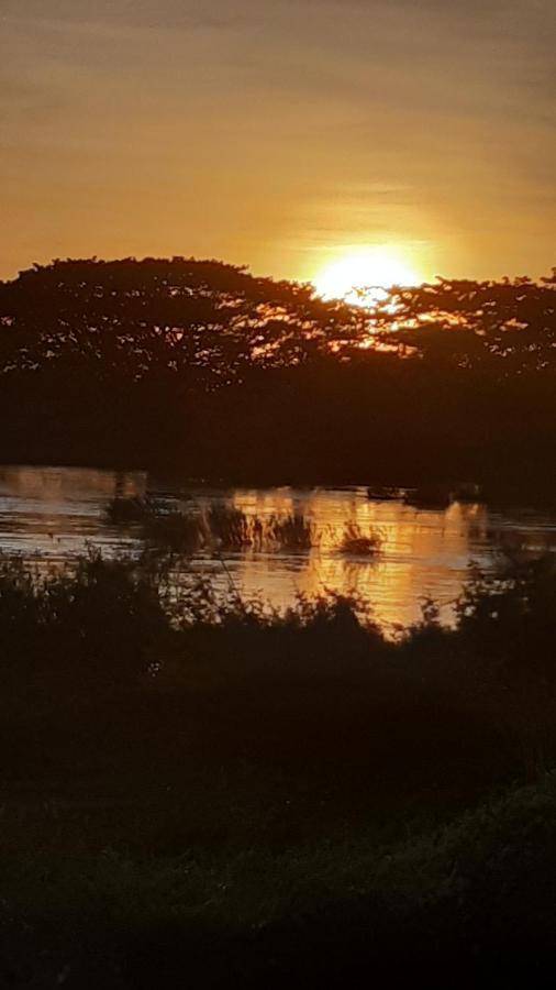 Sompong Sunset View Guest House Ban Dondét エクステリア 写真