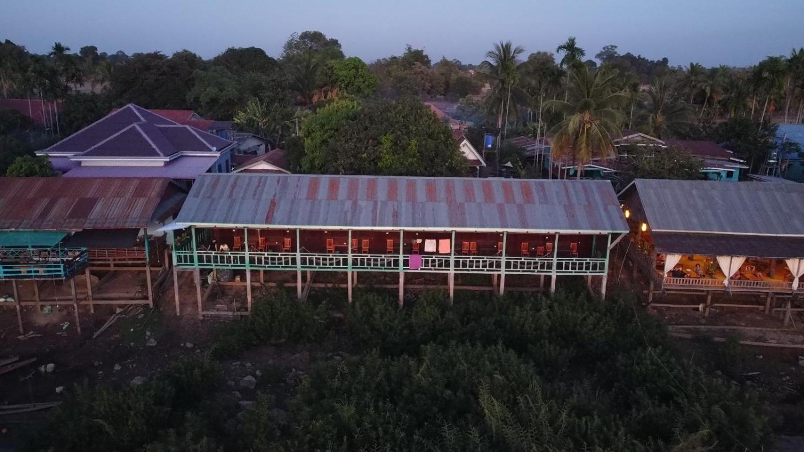 Sompong Sunset View Guest House Ban Dondét エクステリア 写真
