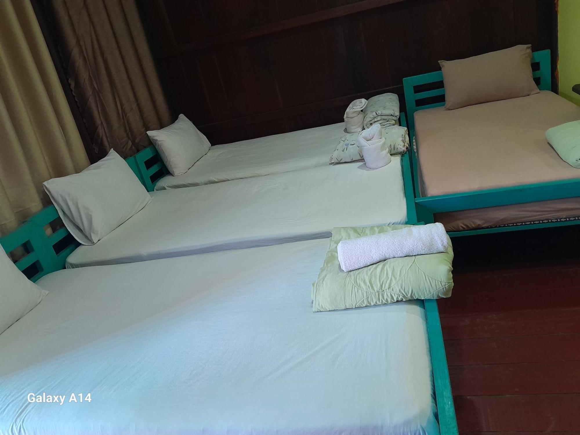 Sompong Sunset View Guest House Ban Dondét エクステリア 写真